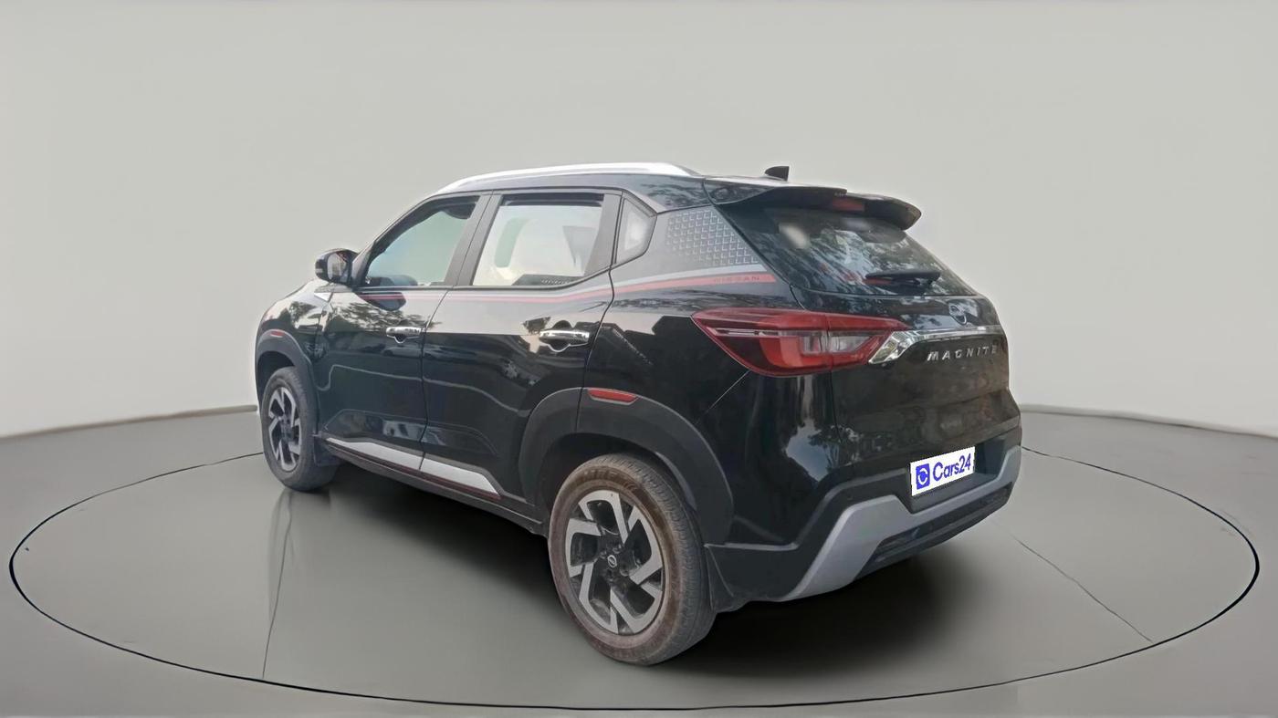 2023 Nissan MAGNITE XV RED EDITION, CNG, Manual, 13,800 km, exterior