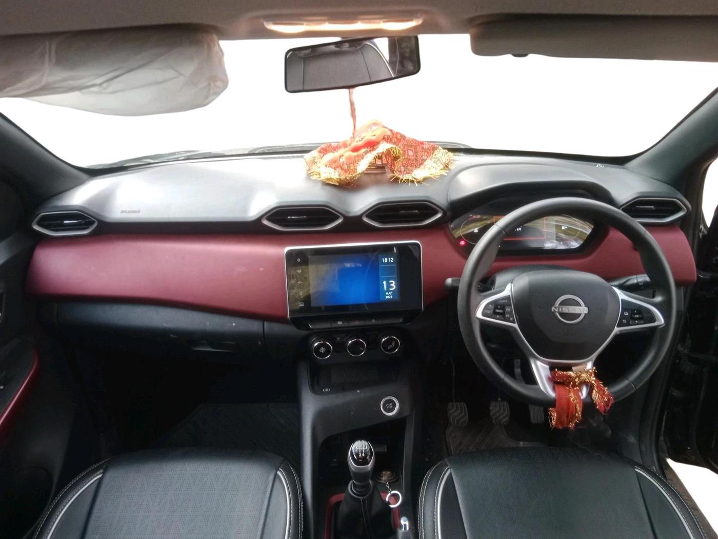 2023 Nissan MAGNITE XV RED EDITION, CNG, Manual, 13,800 km, interior