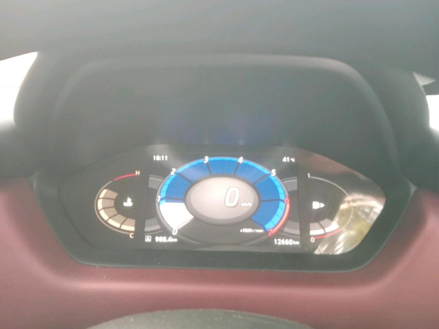 2023 Nissan MAGNITE XV RED EDITION, CNG, Manual, 13,800 km, interior