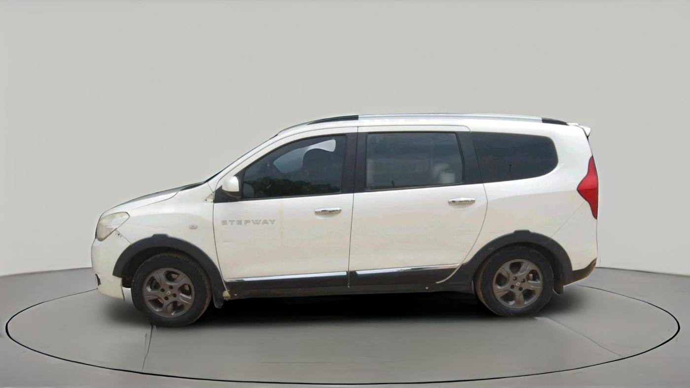 2015 Renault Lodgy 110 PS RXZ STEPWAY 7 STR, Diesel, Manual, 69,541 km, exterior