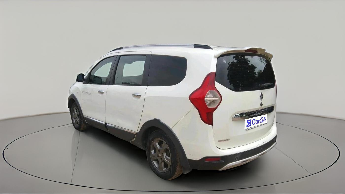 2015 Renault Lodgy 110 PS RXZ STEPWAY 7 STR, Diesel, Manual, 69,541 km, exterior
