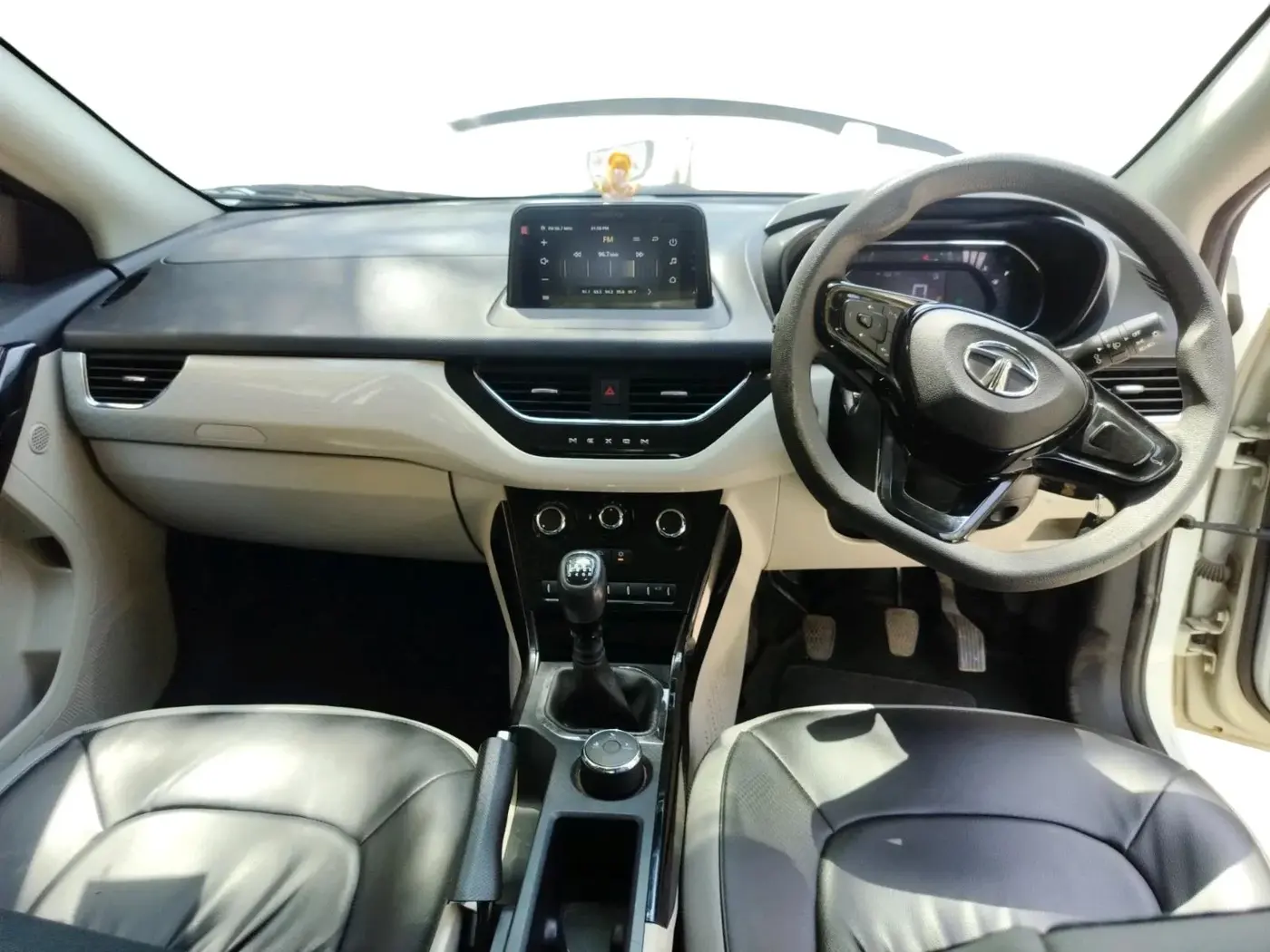 2021 Tata NEXON XZ PETROL, Petrol, Manual, 37,721 km, interior