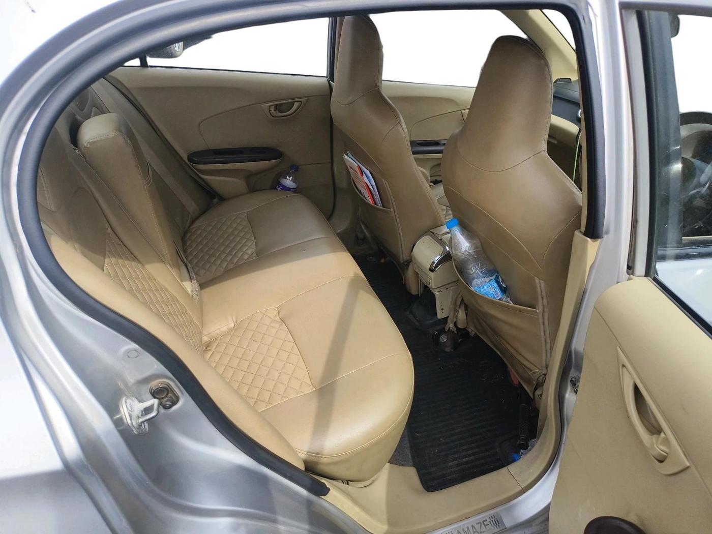 2013 Honda Amaze 1.5L I-DTEC S, Diesel, Manual, 1,43,882 km, interior