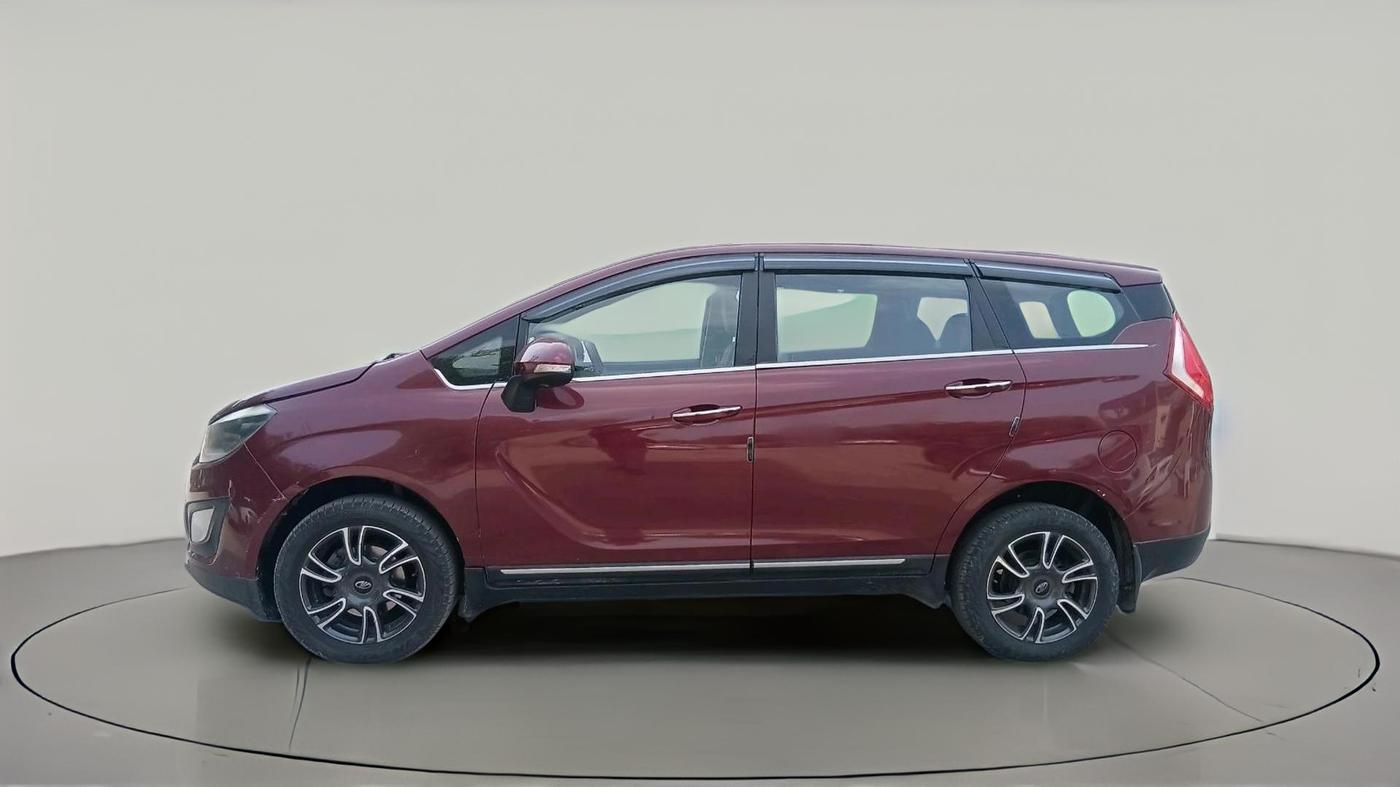 2018 Mahindra MARAZZO M8 7 STR, Diesel, Manual, 86,181 km, exterior