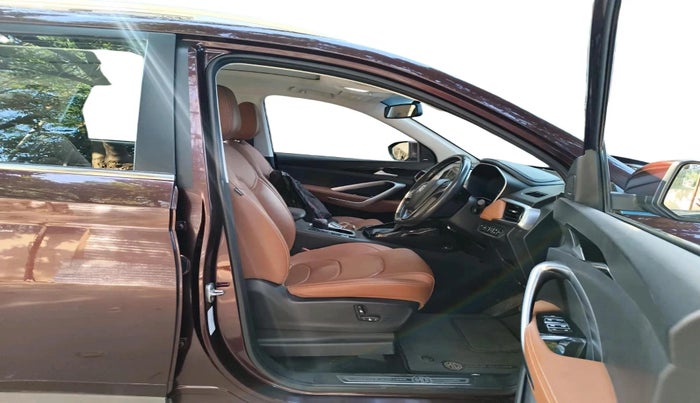 2021 MG HECTOR PLUS SHARP 1.5 PETROL TURBO CVT 6-STR, Petrol, Automatic, 54,011 km, interior