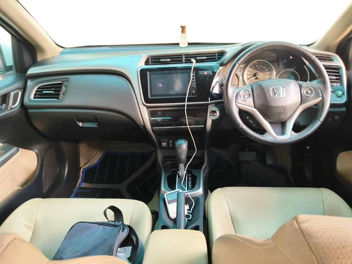 2020 Honda City 1.5L I-VTEC ZX CVT, Petrol, Automatic, 50,568 km, interior