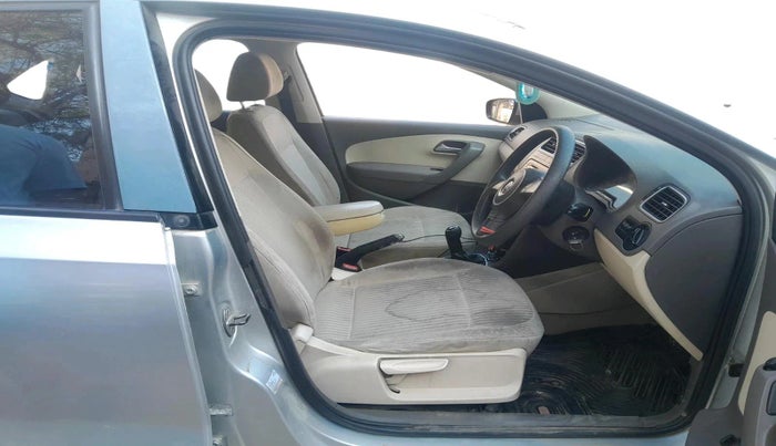 2011 Volkswagen Vento HIGHLINE DIESEL 1.6, Diesel, Manual, 1,61,658 km, interior
