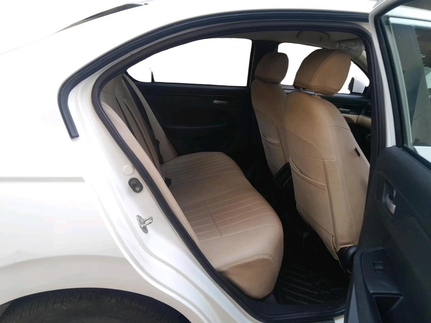 2025 Honda Amaze 1.2L I-VTEC VX CVT, CNG, Automatic, 42,520 km, interior