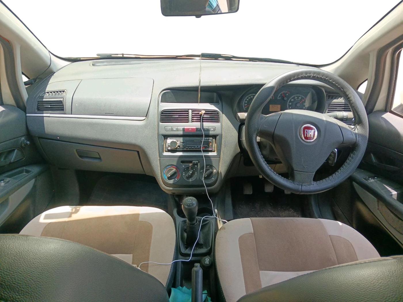 2016 Fiat Punto EVO ACTIVE 1.2, Petrol, Manual, 69,604 km, interior