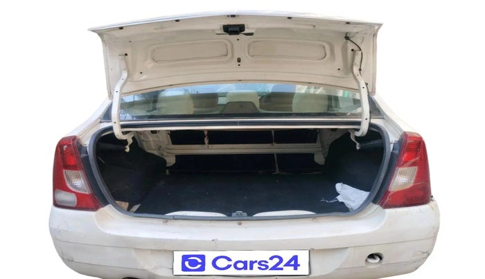 2012 Mahindra Verito 1.5 D4 BS III, Diesel, Manual, 1,13,061 km, exterior