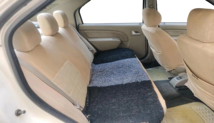 2012 Mahindra Verito 1.5 D4 BS III, Diesel, Manual, 1,13,061 km, interior