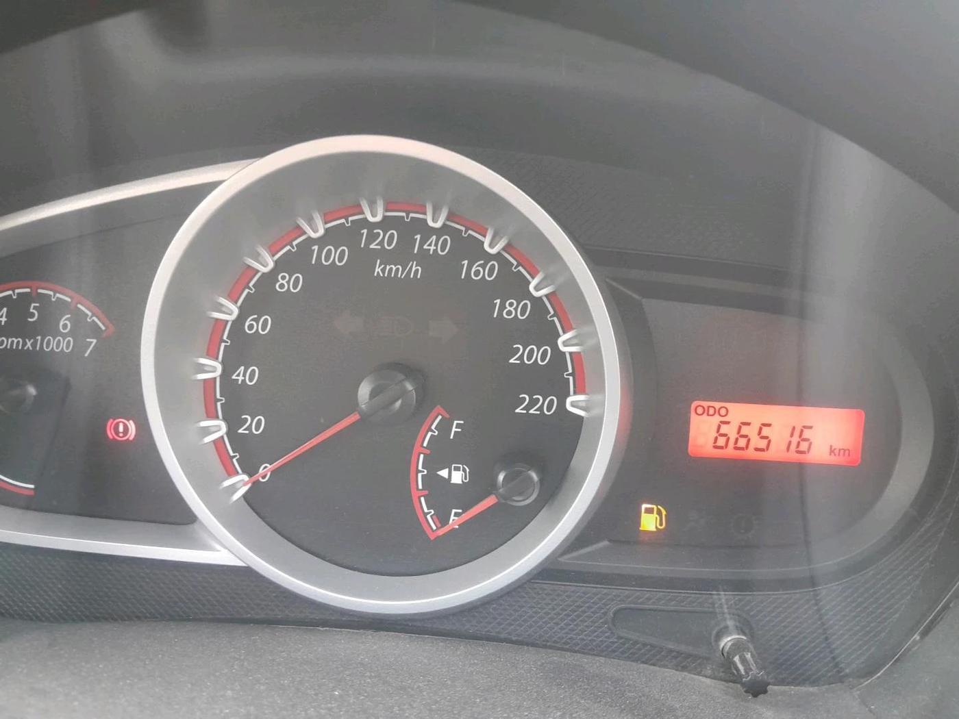 2012 Ford Figo TITANIUM 1.2 PETROL, Petrol, Manual, 66,516 km, interior