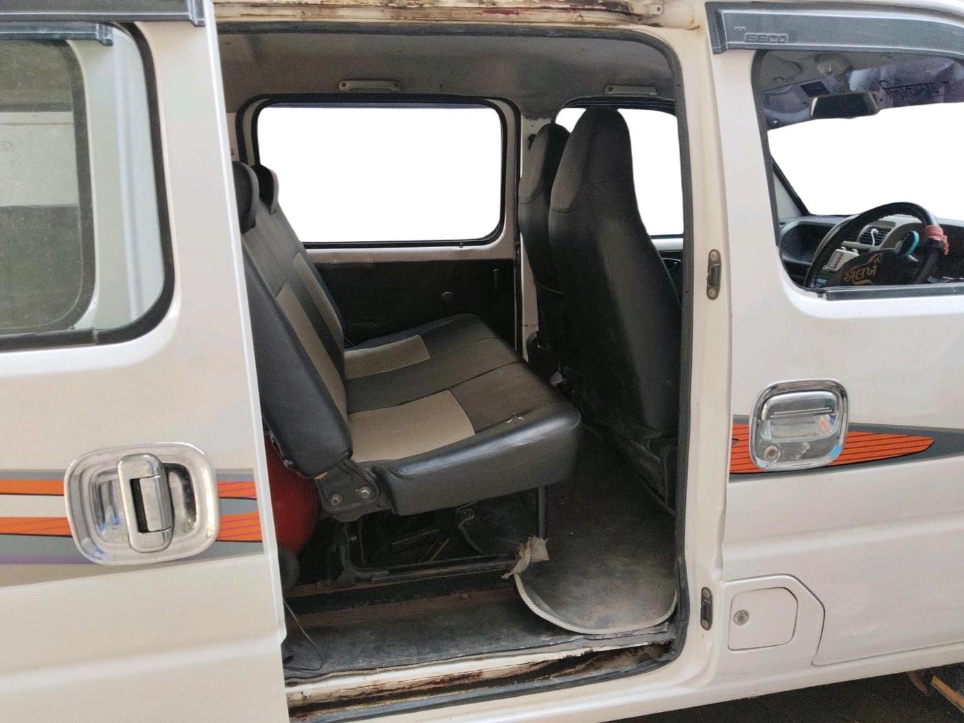 2018 Maruti Eeco 5 STR WITH A/C+HTR, CNG, Manual, 81,765 km, interior