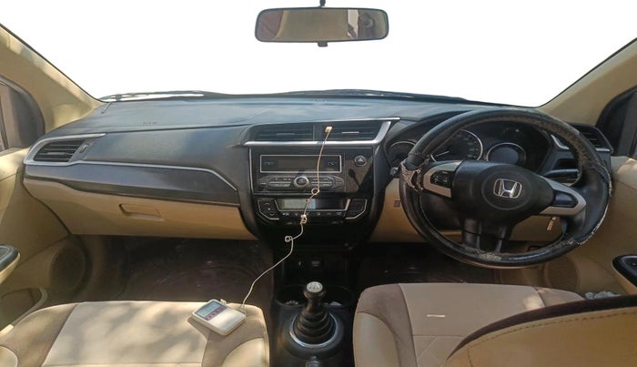 2016 Honda Amaze 1.2L I-VTEC SX, Petrol, Manual, 1,29,204 km, interior