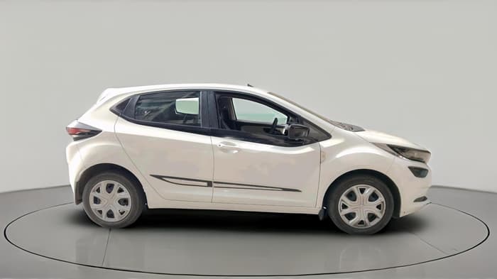 2022 Tata ALTROZ XM PLUS PETROL, Petrol, Manual, 36,358 km, exterior