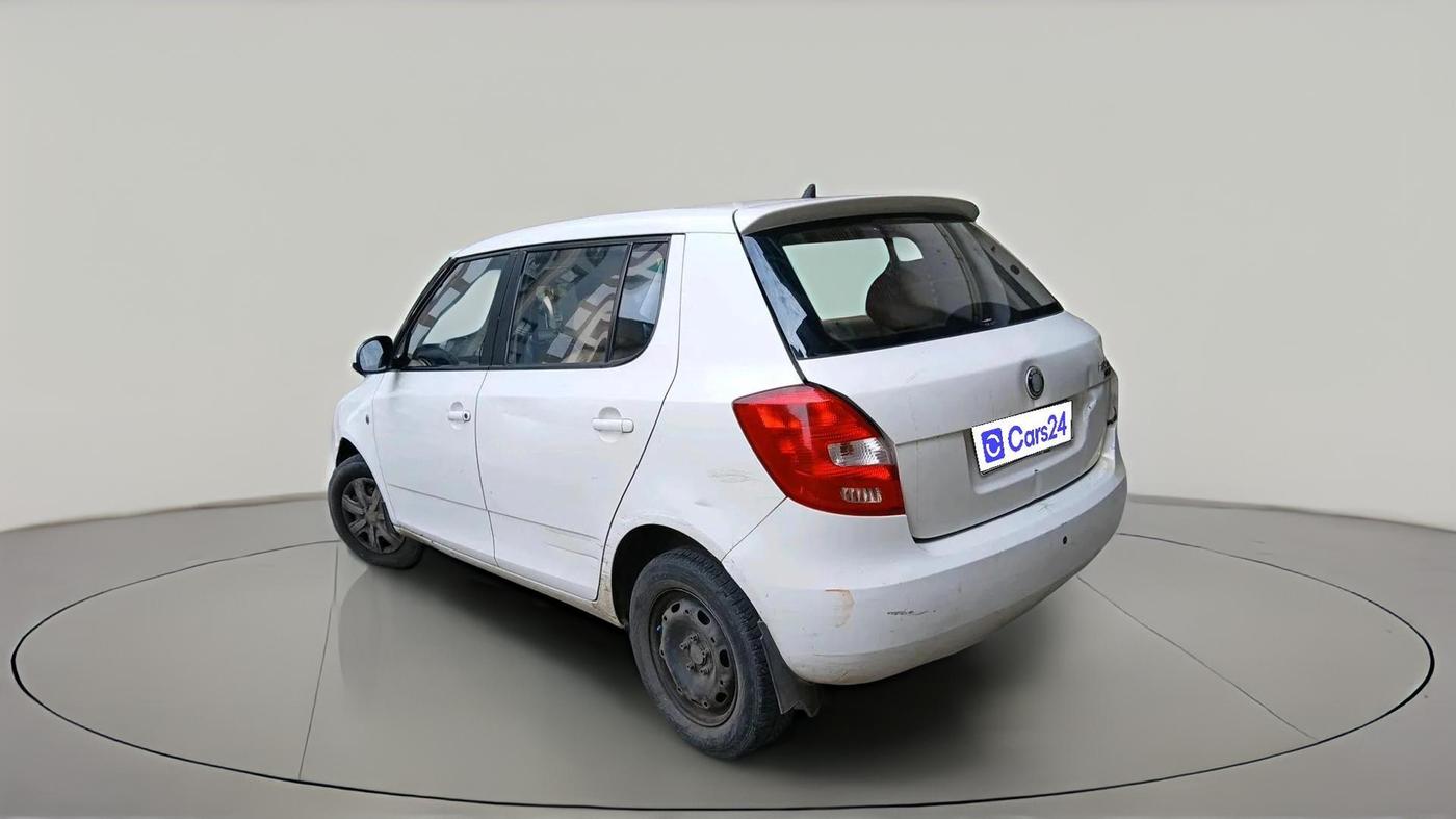 2010 Skoda Fabia CLASSIC 1.2 MPI, Petrol, Manual, 63,756 km, exterior