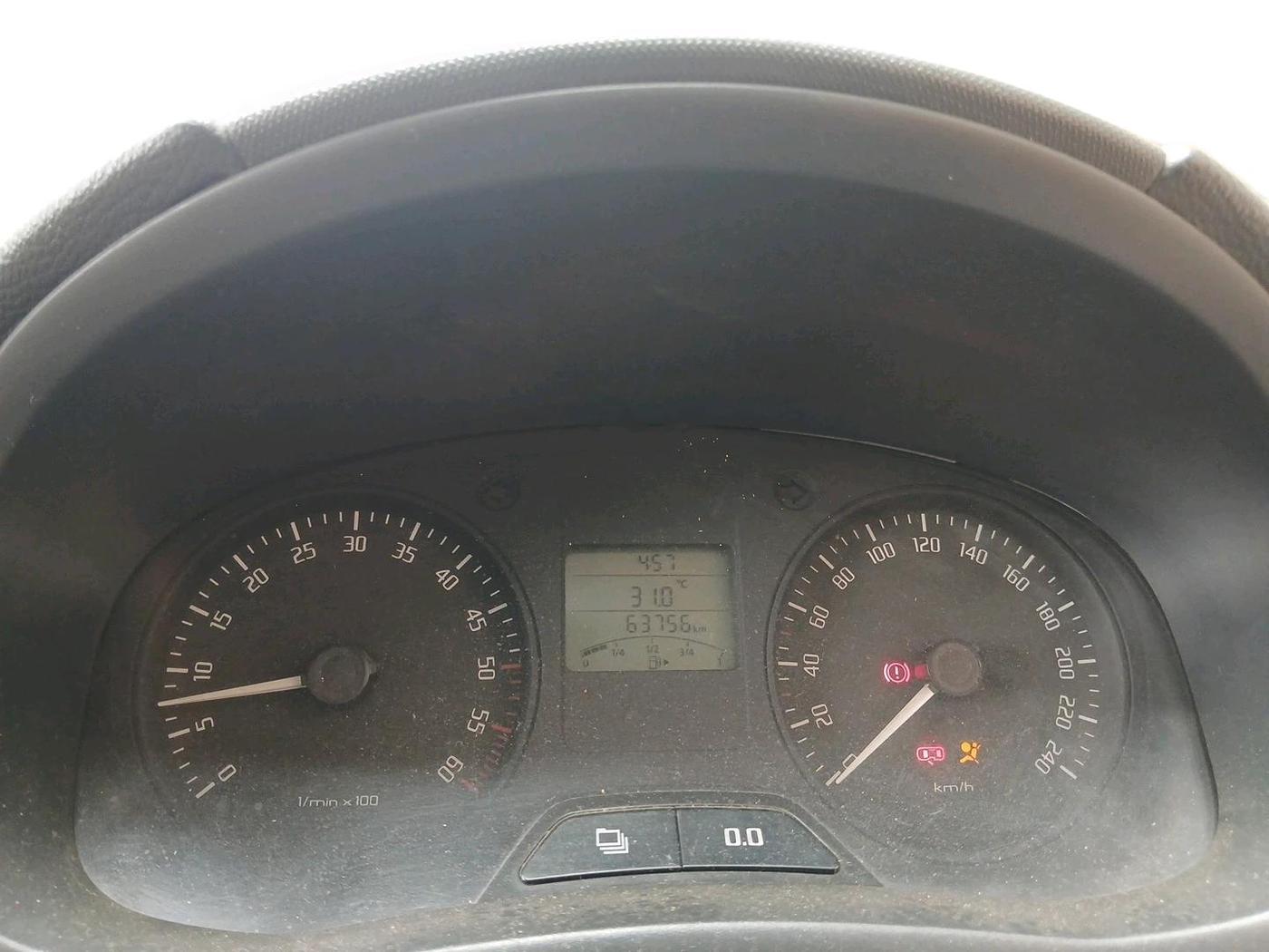 2010 Skoda Fabia CLASSIC 1.2 MPI, Petrol, Manual, 63,756 km, interior
