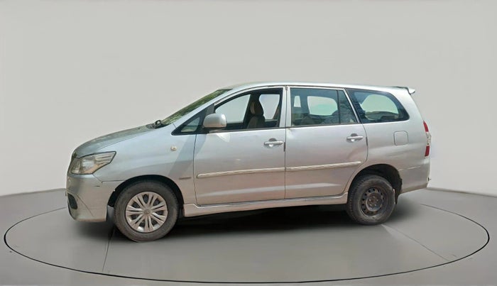 2012 Toyota Innova 2.5 GX 8 STR, Diesel, Manual, 2,78,691 km, exterior