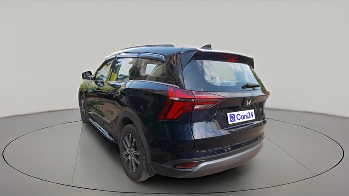 2024 Mahindra XUV700 AX 7 LUXURY D AT 7 STR, Diesel, Automatic, 27,017 km, exterior