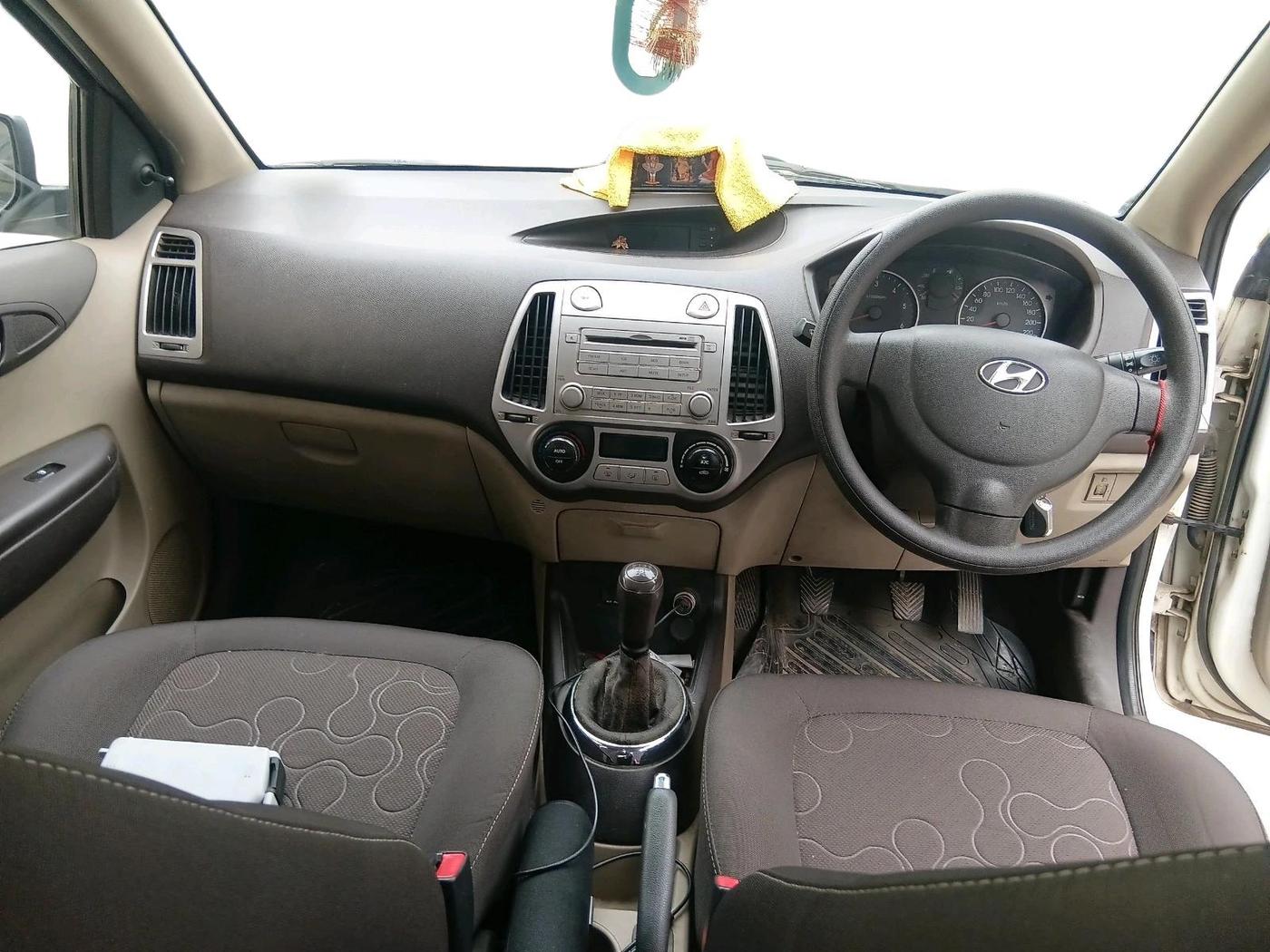 2012 Hyundai i20 MAGNA 1.4 CRDI, Diesel, Manual, 1,74,956 km, interior