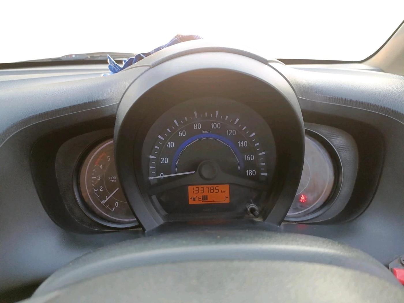 2015 Honda Amaze 1.5L I-DTEC E, Diesel, Manual, 1,37,000 km, interior