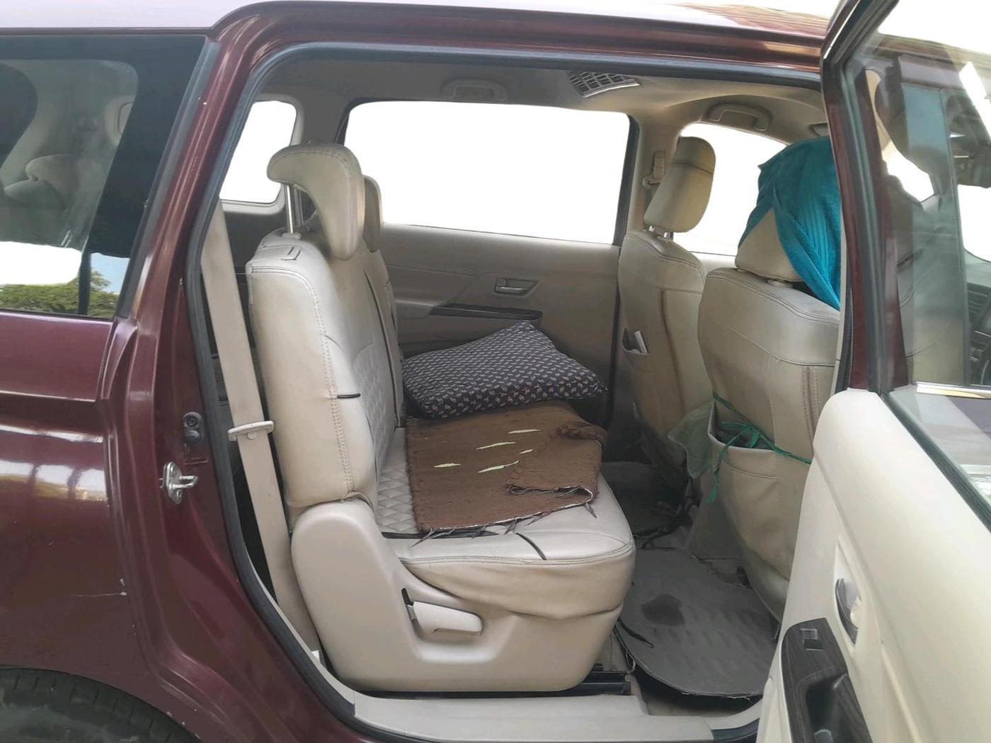 2018 Maruti Ertiga ZDI+ 1.3, Diesel, Manual, 1,11,327 km, interior