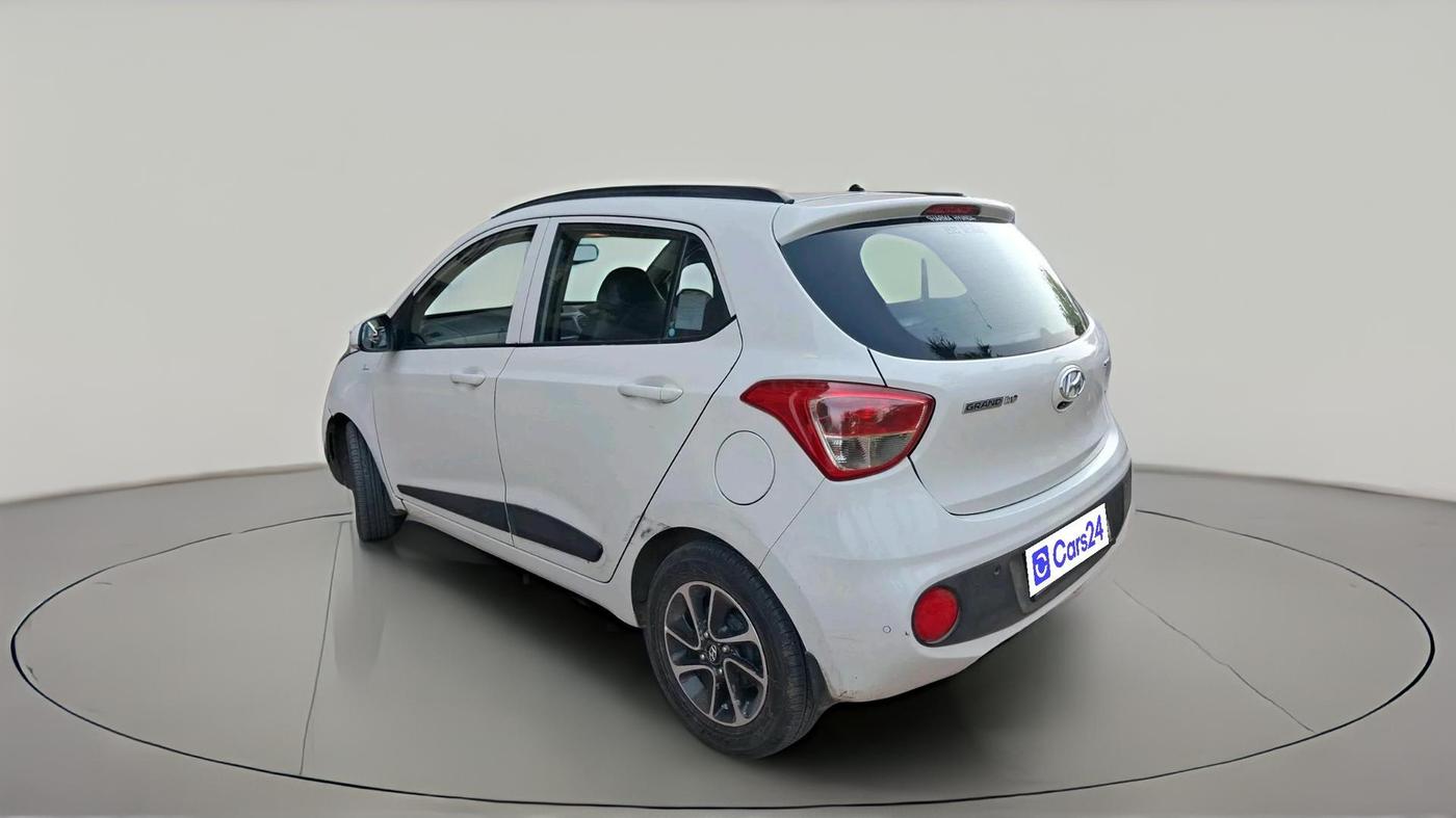 2018 Hyundai Grand i10 SPORTZ AT 1.2 KAPPA VTVT, Petrol, Automatic, 55,656 km, exterior