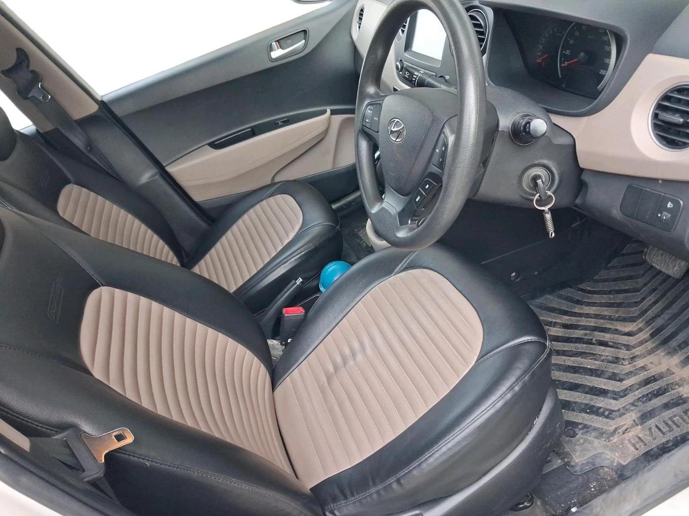 2018 Hyundai Grand i10 SPORTZ AT 1.2 KAPPA VTVT, Petrol, Automatic, 55,656 km, interior