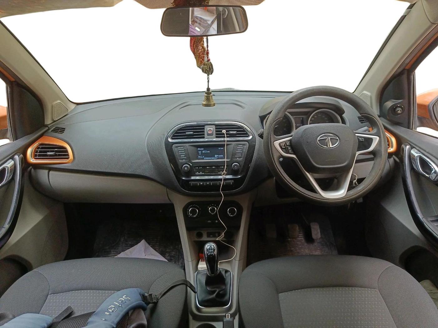 2016 Tata Tiago XZ PETROL, Petrol, Manual, 37,278 km, interior