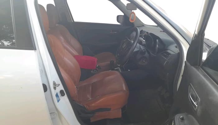2020 Maruti Swift VXI, CNG, Manual, 1,88,908 km, interior
