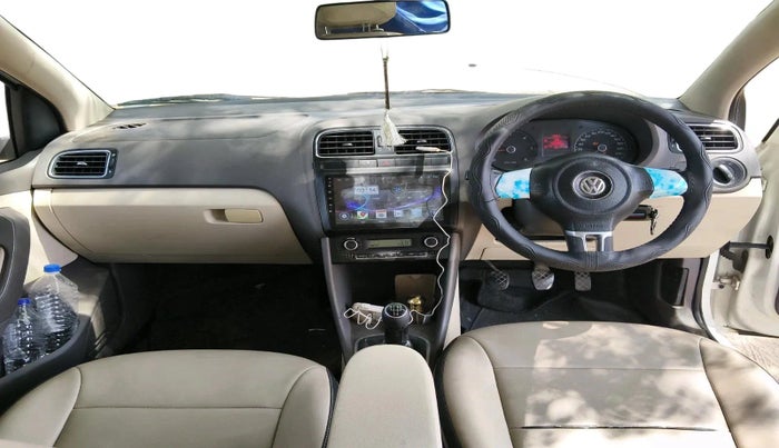 2011 Volkswagen Vento HIGHLINE DIESEL 1.6, Diesel, Manual, 1,23,305 km, interior