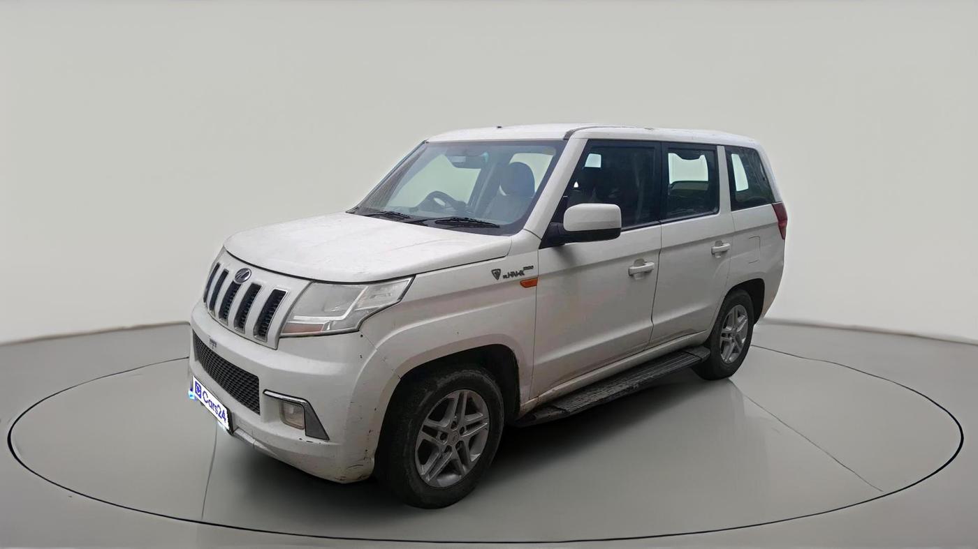 2018 Mahindra TUV 300 PLUS P8, Diesel, Manual, 1,10,466 km, exterior