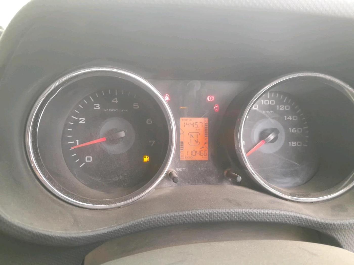 2018 Mahindra TUV 300 PLUS P8, Diesel, Manual, 1,10,466 km, interior