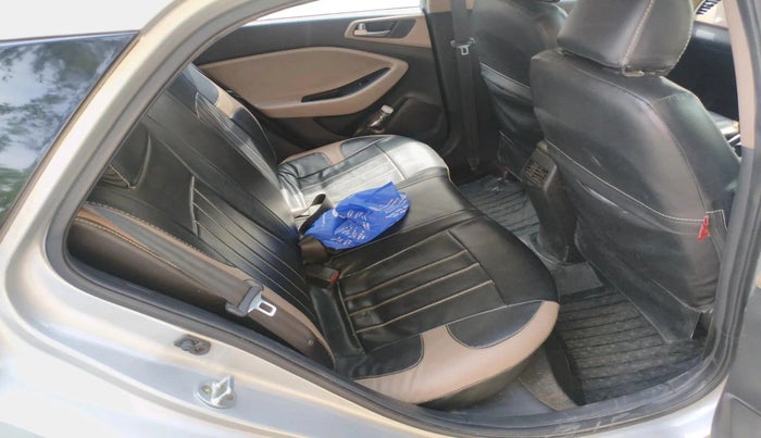 2016 Hyundai Elite i20 SPORTZ 1.4 CRDI, Diesel, Manual, 1,18,996 km, interior