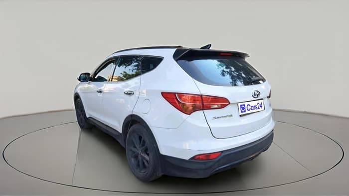 2015 Hyundai Santa Fe 4 WD AT, Diesel, Automatic, 1,18,315 km, exterior