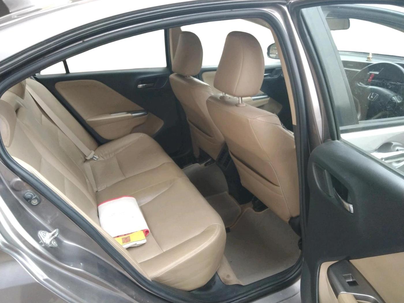 2016 Honda City 1.5L I-DTEC VX, Diesel, Manual, 1,20,372 km, interior