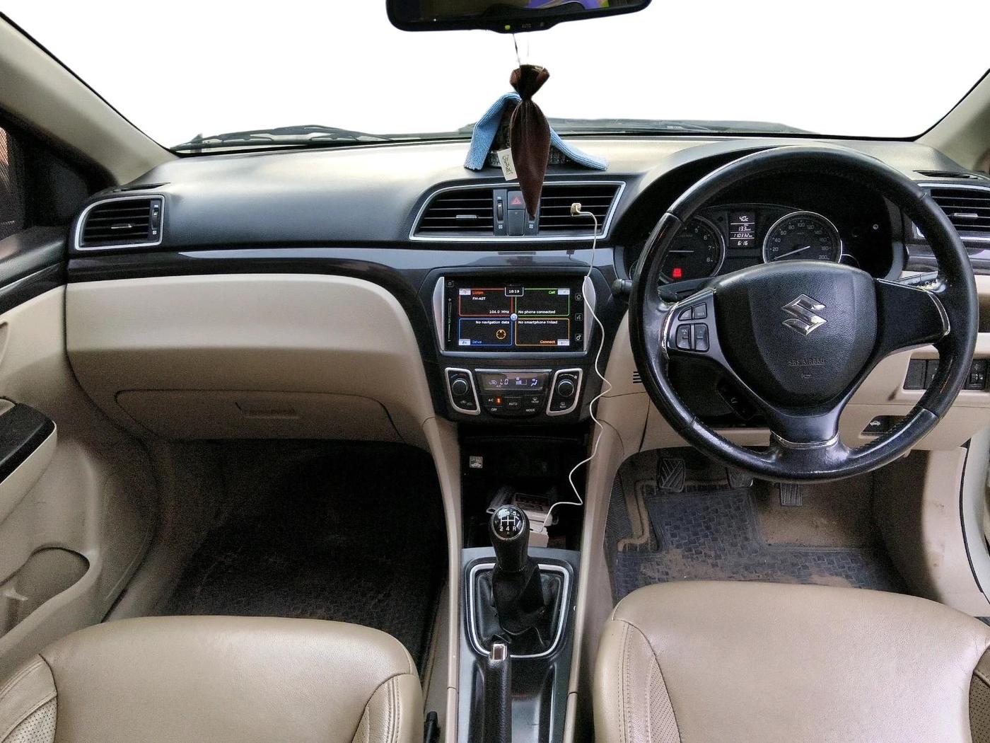 2016 Maruti Ciaz ZXI+, Petrol, Manual, 1,10,332 km, interior
