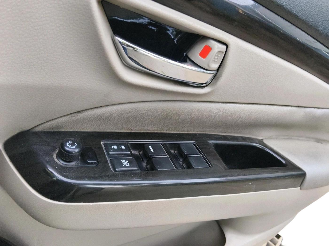 2016 Maruti Ciaz ZXI+, Petrol, Manual, 1,10,332 km, interior