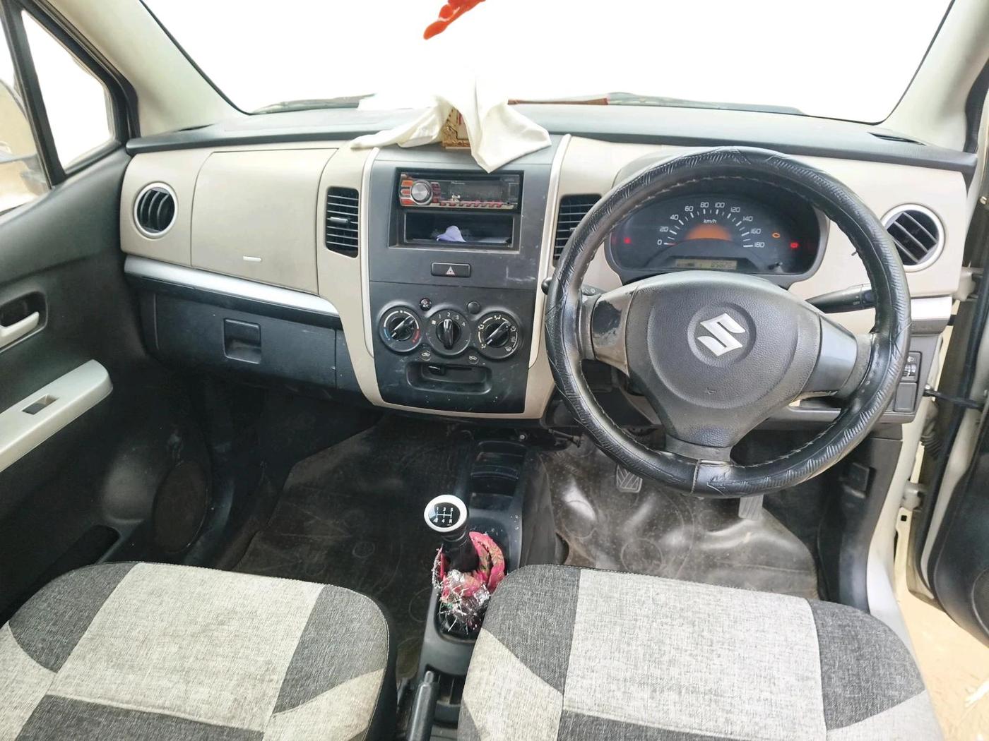 2014 Maruti Wagon R 1.0 LXI CNG, CNG, Manual, 85,828 km, interior