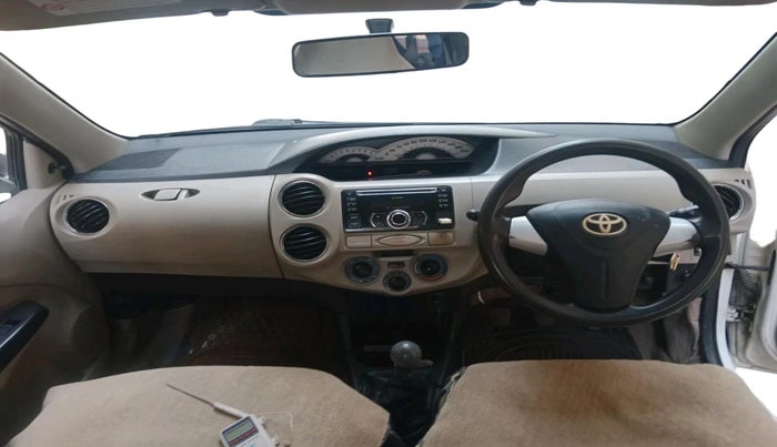 2013 Toyota Etios VD, Diesel, Manual, 2,96,313 km, interior