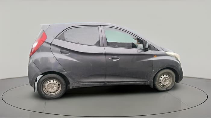 2015 Hyundai Eon ERA +, Petrol, Manual, 2,33,180 km, exterior