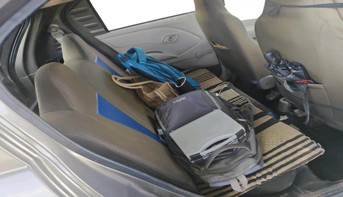 2017 Datsun Redi Go T (O), Petrol, Manual, 60,004 km, interior