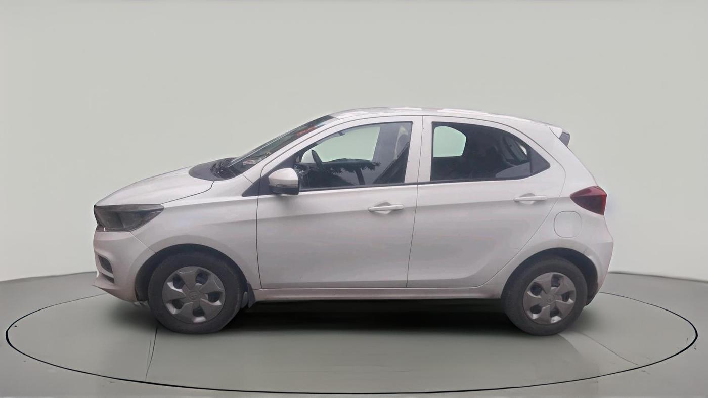 2021 Tata Tiago XT (O) PETROL, Petrol, Manual, 33,763 km, exterior