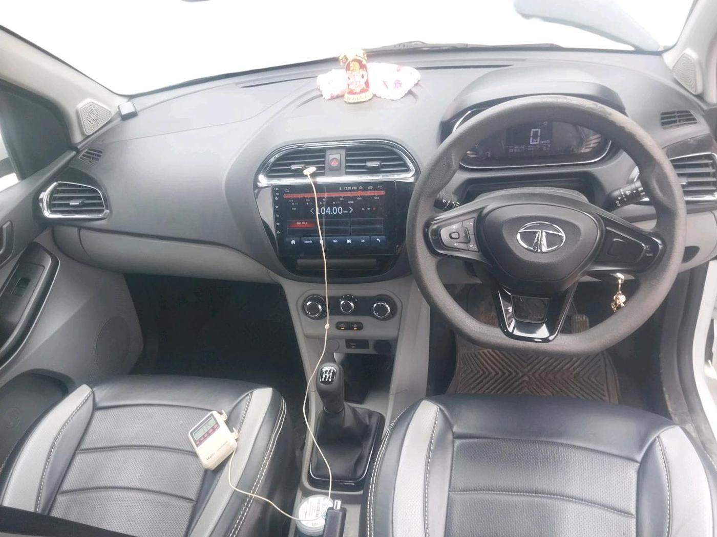 2021 Tata Tiago XT (O) PETROL, Petrol, Manual, 33,763 km, interior