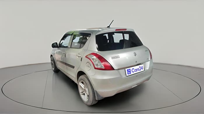 2017 Maruti Swift LXI (O), CNG, Manual, 96,899 km, exterior