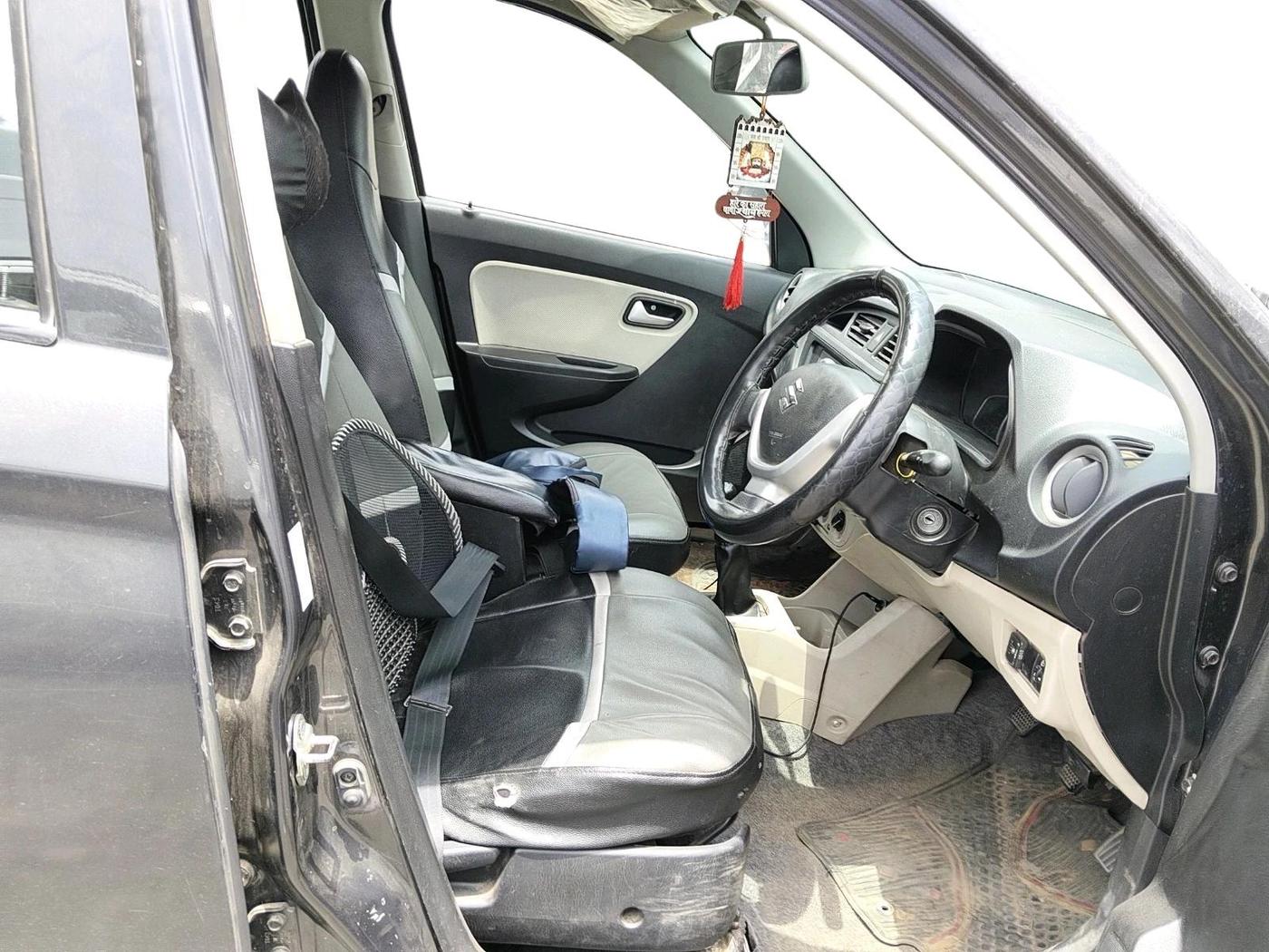2019 Maruti Alto LXI, CNG, Manual, 1,22,128 km, interior