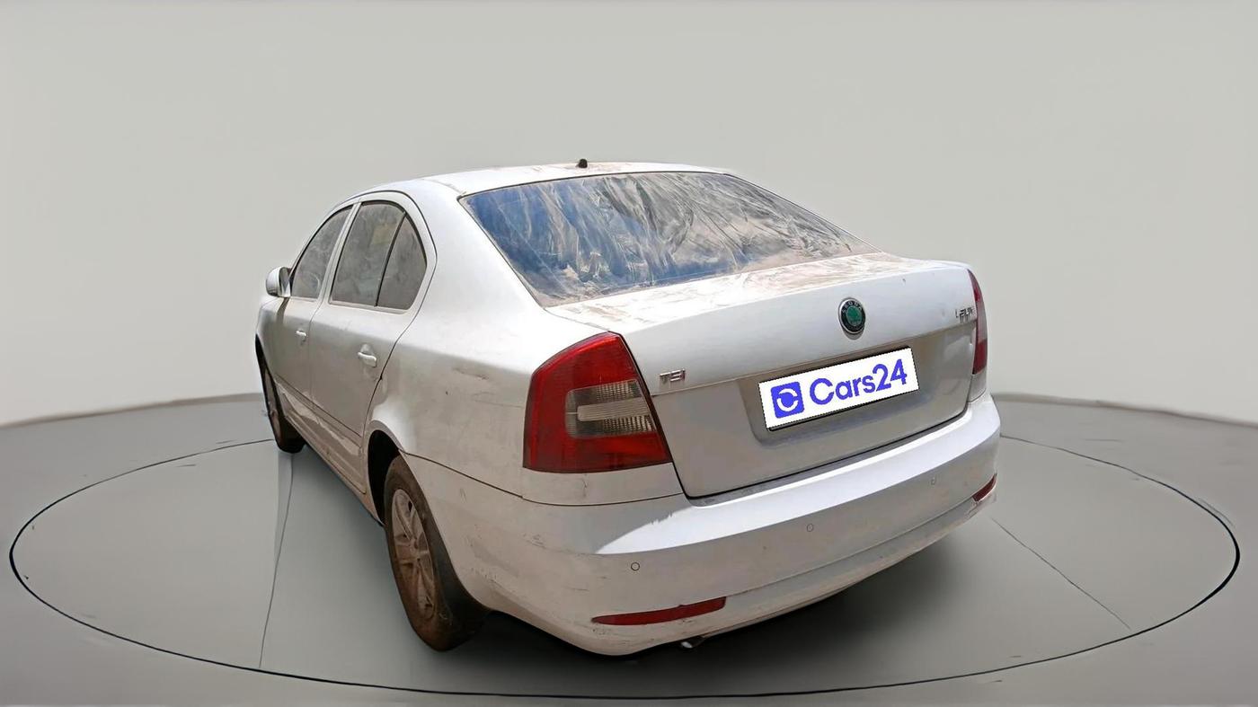 2012 Skoda Laura ACTIVE 1.8 TSI, Petrol, Manual, 68,571 km, exterior