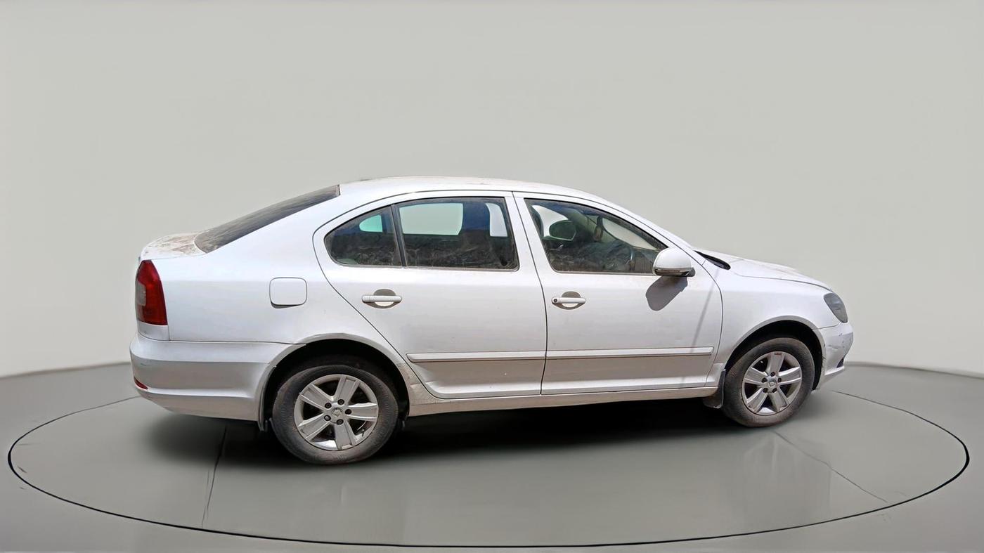 2012 Skoda Laura ACTIVE 1.8 TSI, Petrol, Manual, 68,571 km, exterior