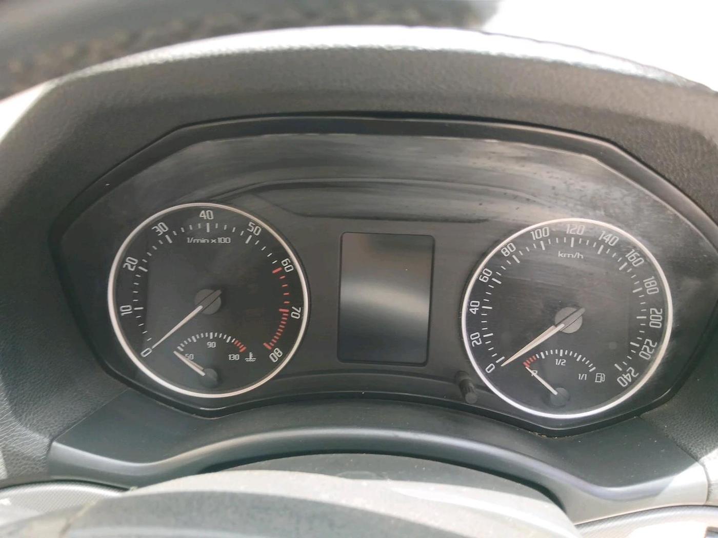 2012 Skoda Laura ACTIVE 1.8 TSI, Petrol, Manual, 68,571 km, interior