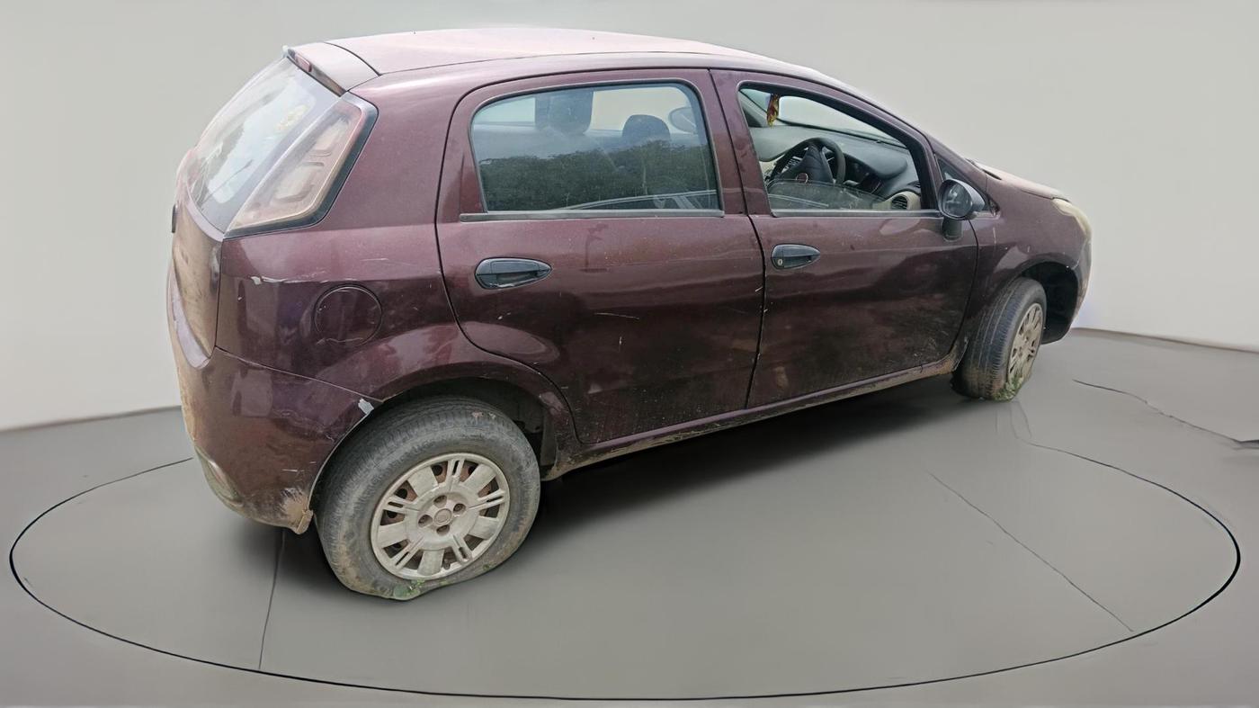 2014 Fiat Punto EVO ACTIVE 1.3 MULTIJET, Diesel, Manual, 1,04,716 km, exterior